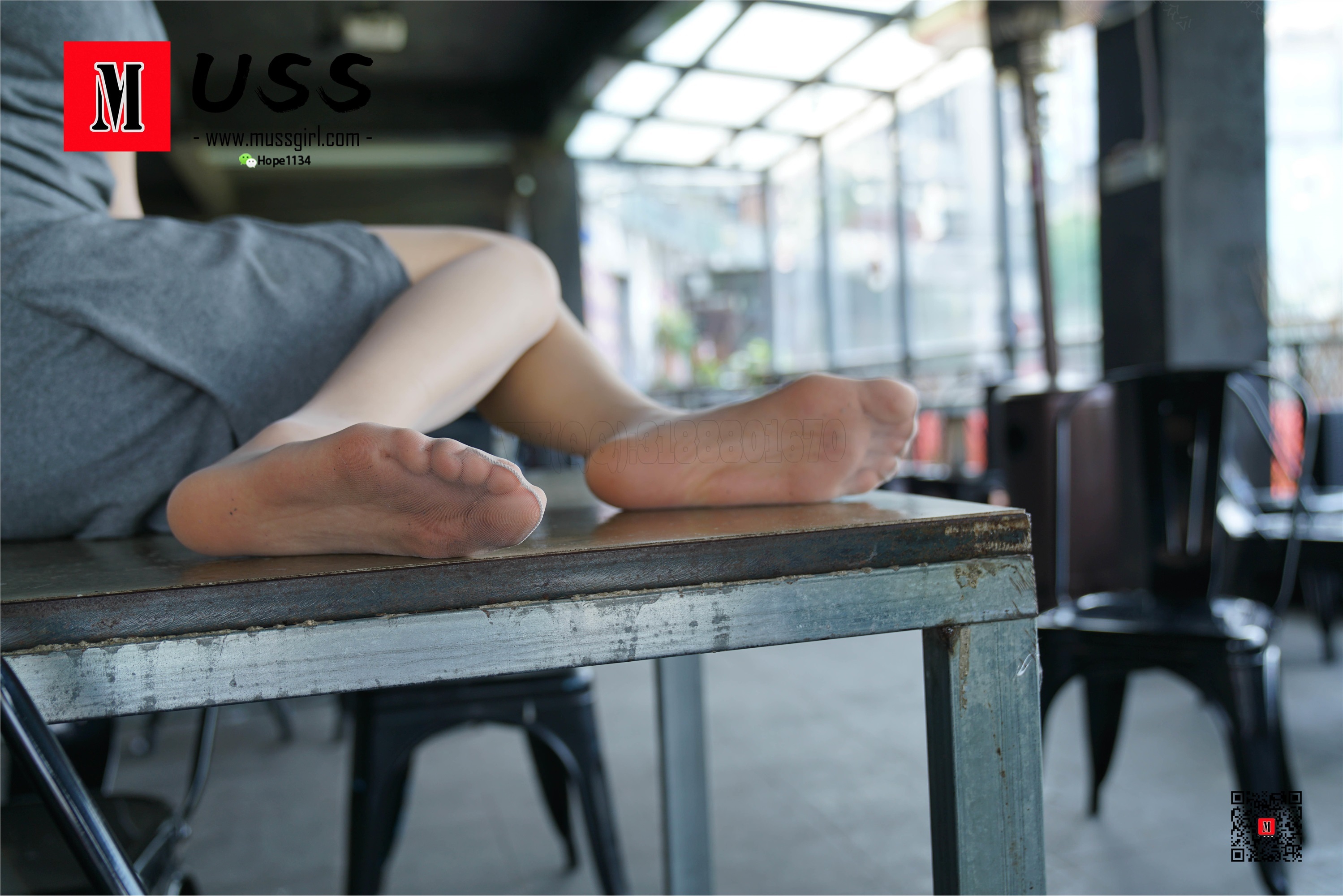 MussGirl慕丝女郎  NO.087 她若惊鸿一瞥，汝已心猿意马